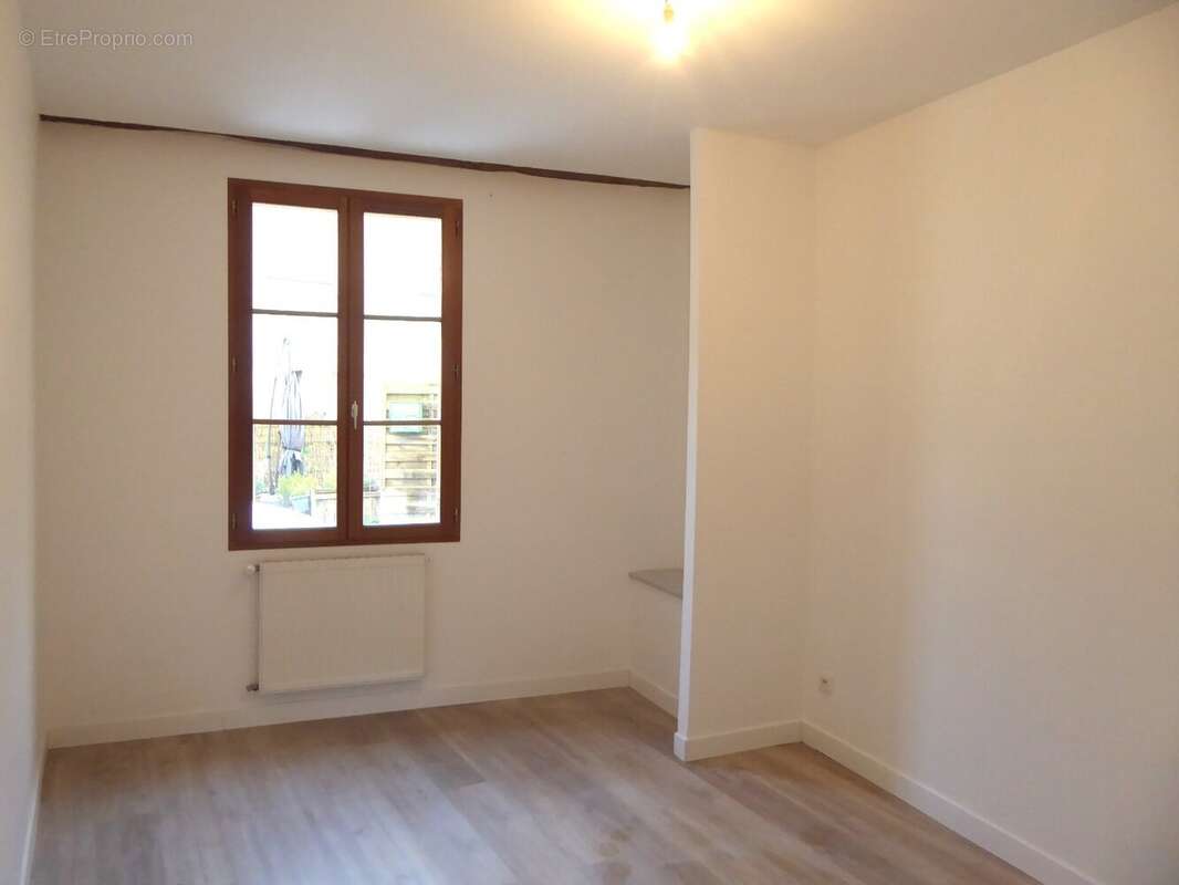 Appartement à SAINT-CHEF