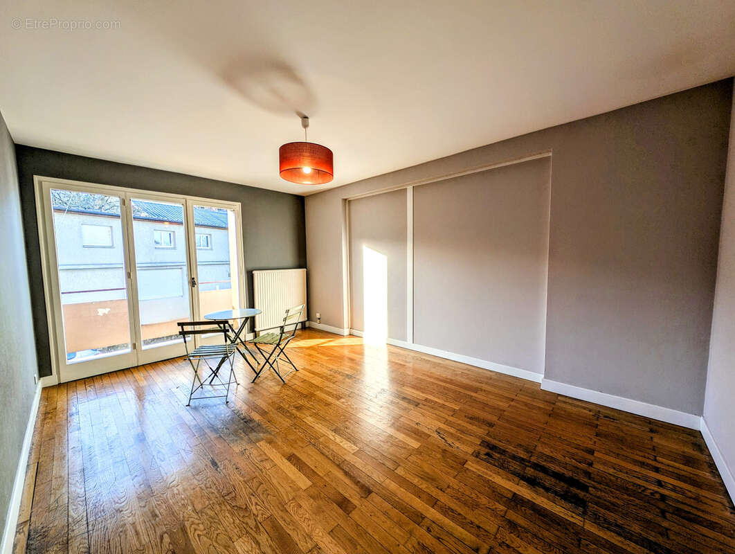 Appartement à MEYTHET