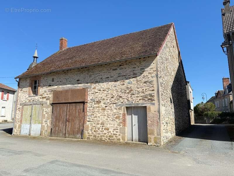 Maison à FRESSELINES