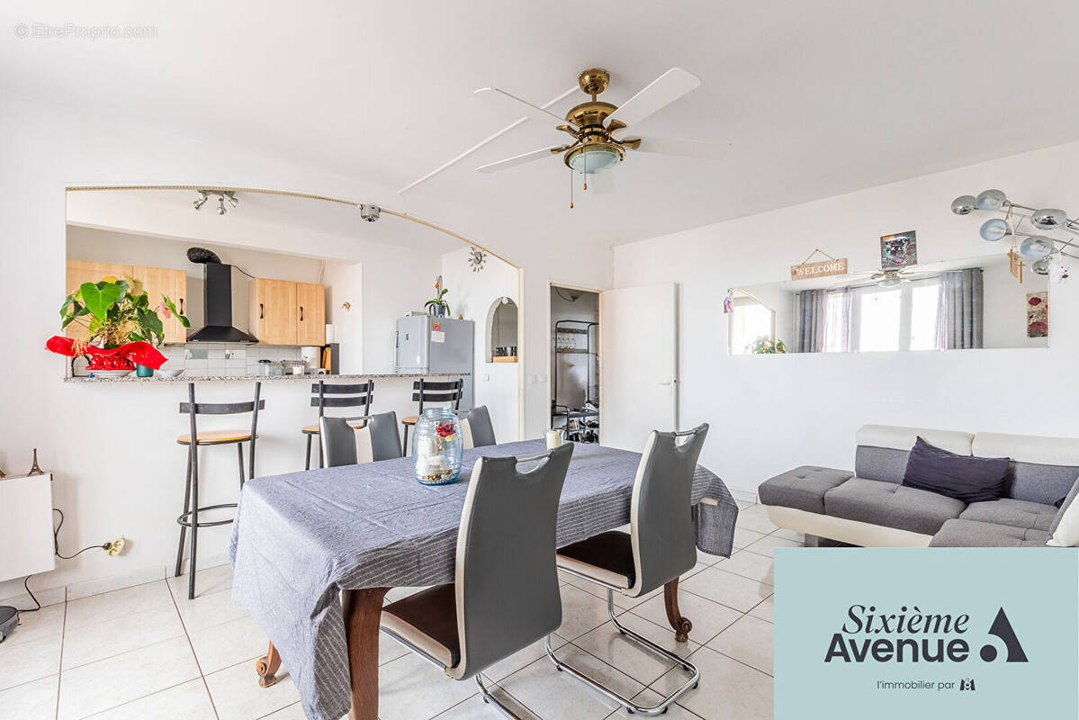 Appartement à CHILLY-MAZARIN