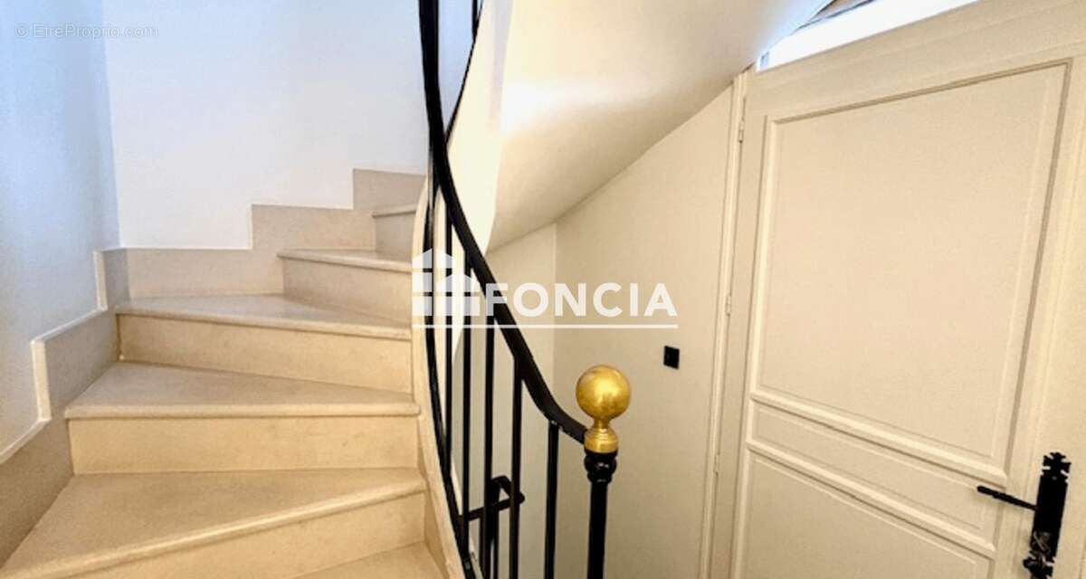 Maison à VERSAILLES