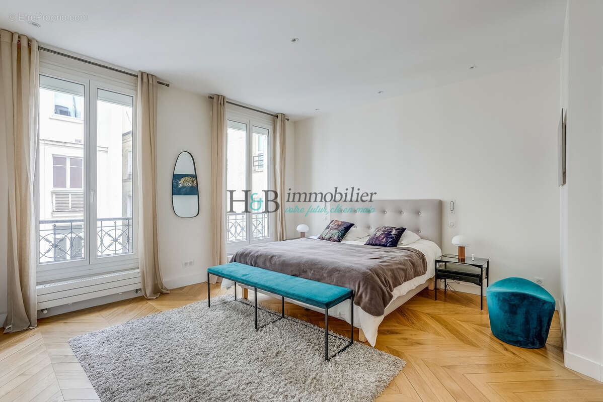 Appartement à PARIS-12E