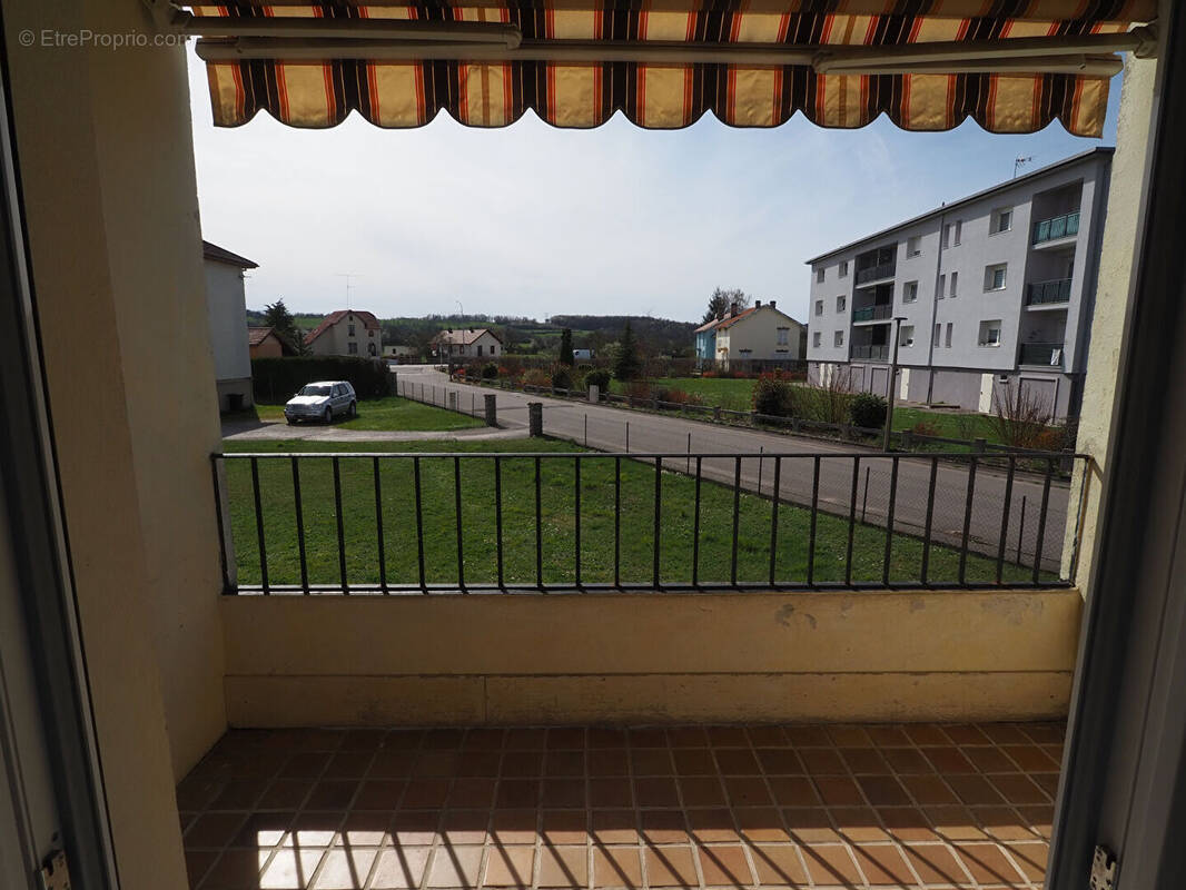 Appartement T3 75M² avec garage et terrain - photo 1