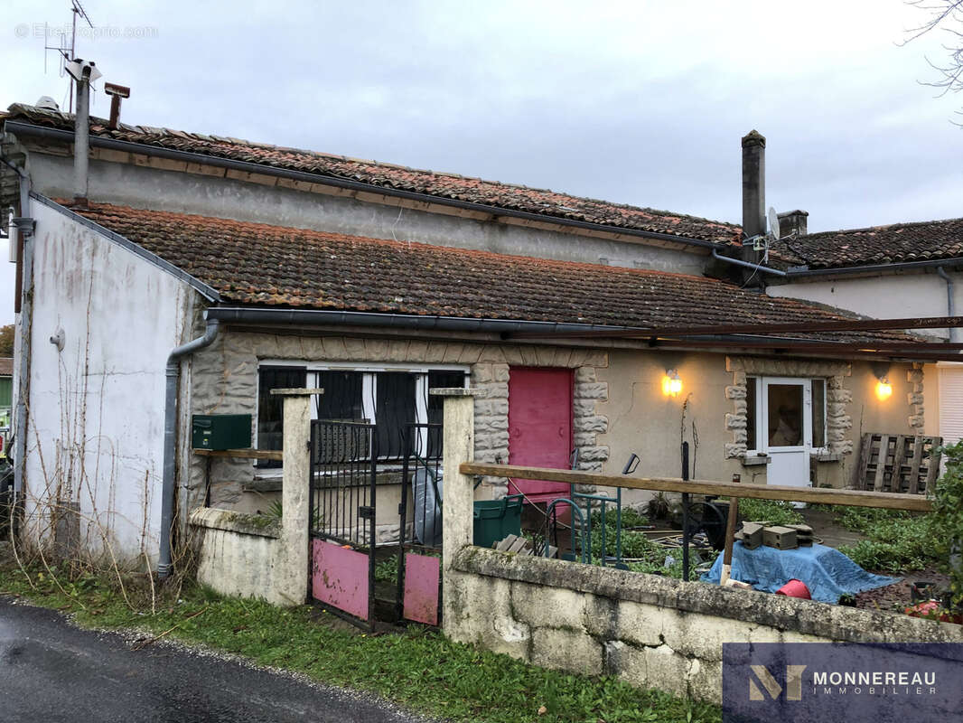 Appartement à MEUX