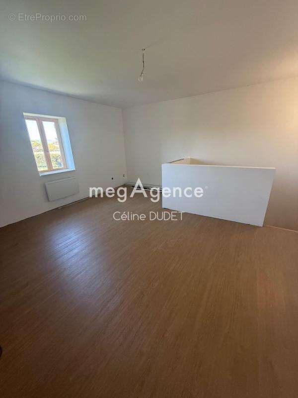 Maison à SAINT-DIDIER-SUR-CHALARONNE