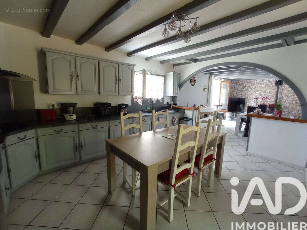 Maison 133 m² à Maligny  - photo 3