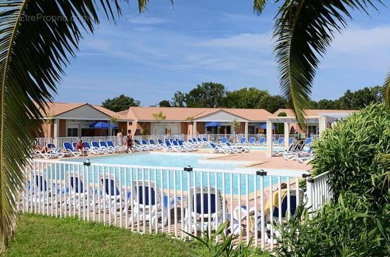 INVESTISSEMENT LOCATIF  SALLELES D'AUDE  Résidence de tourisme Côté Canal  8.98% de rentabilité - photo 4