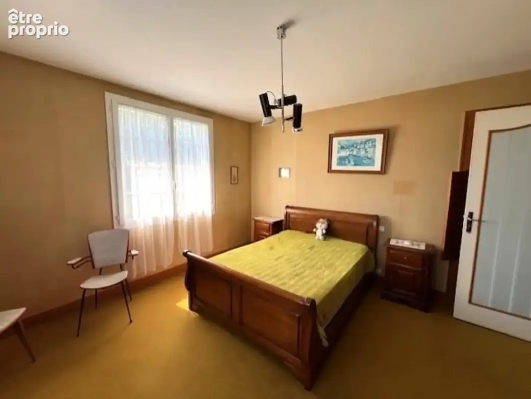 Maison à vendre 8 pièces SAINTES (17) - photo 7