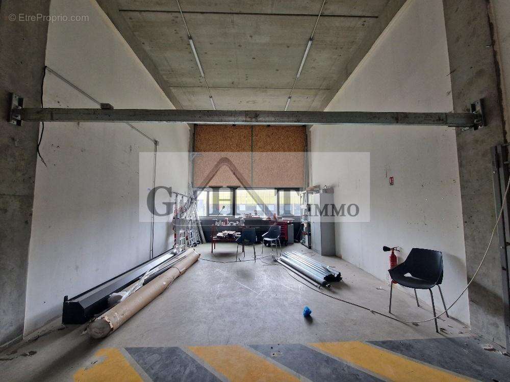 A vendre 273 m²  entrepot bureaux a tremblay en france - photo 8