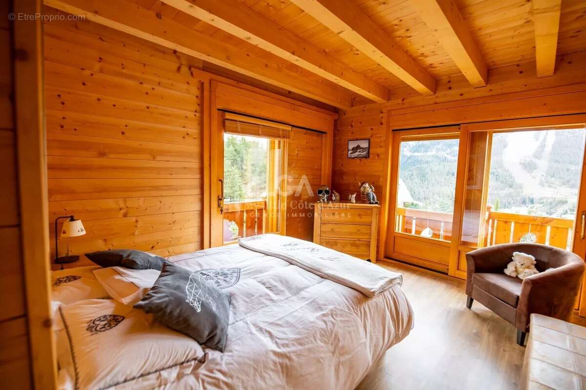 Maison à SAINT-ETIENNE-DE-TINEE