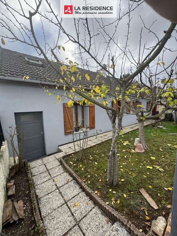 Maison à GARGES-LES-GONESSE