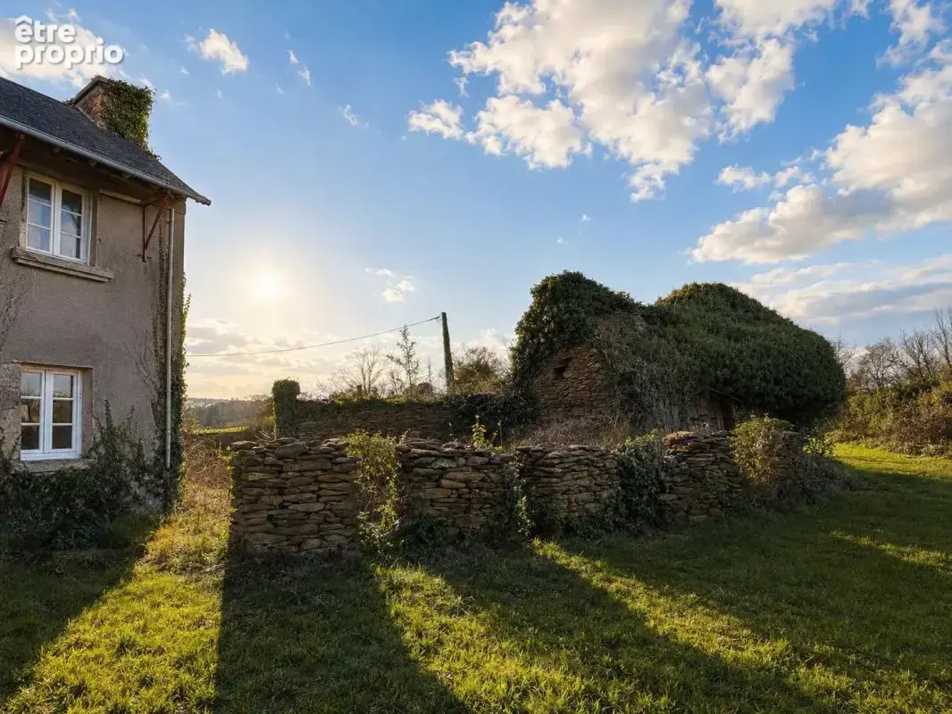 PLOUGONVELIN Maison à rénover - photo 2