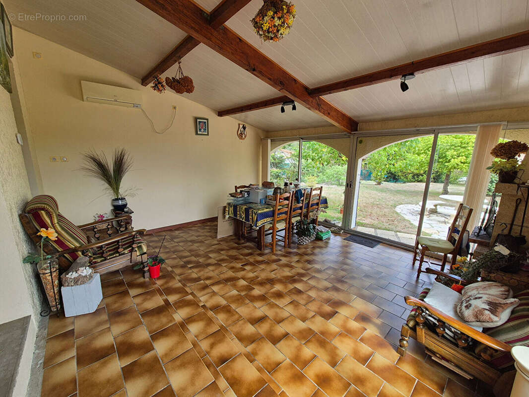 Maison à SAINT-SULPICE-ET-CAMEYRAC