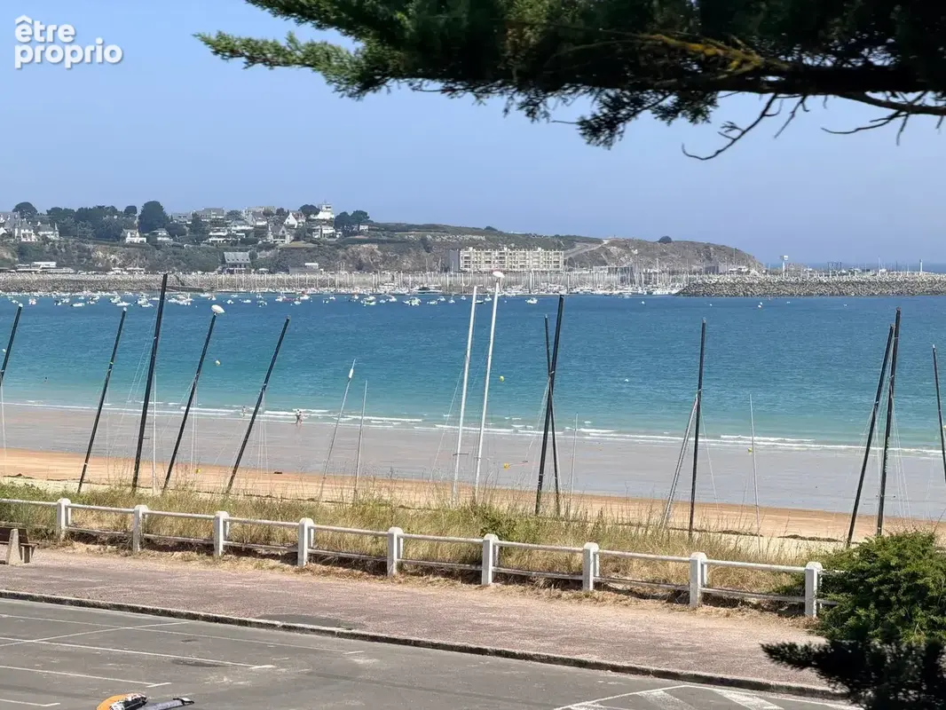SAINT-CAST-LE-GUILDO   Villa en pierre avec vue mer, en front de mer - photo 17