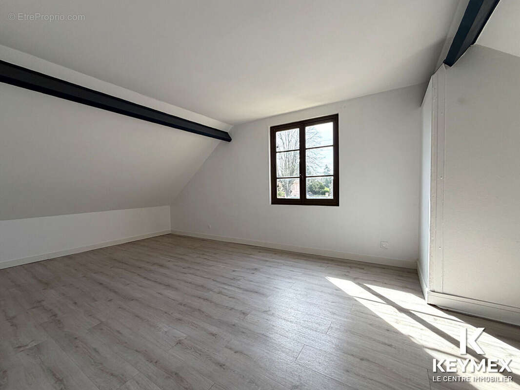 Appartement à L'ISLE-ADAM