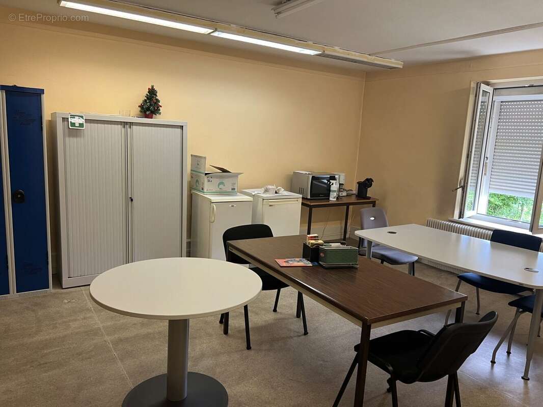 Appartement 308 m² à Colombey-Les-Belles  - photo 3