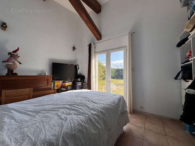 Maison à PEYROLLES-EN-PROVENCE