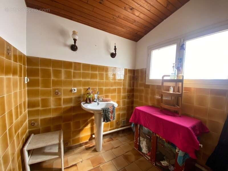 Maison à SAINT-PRIVAT-DES-VIEUX