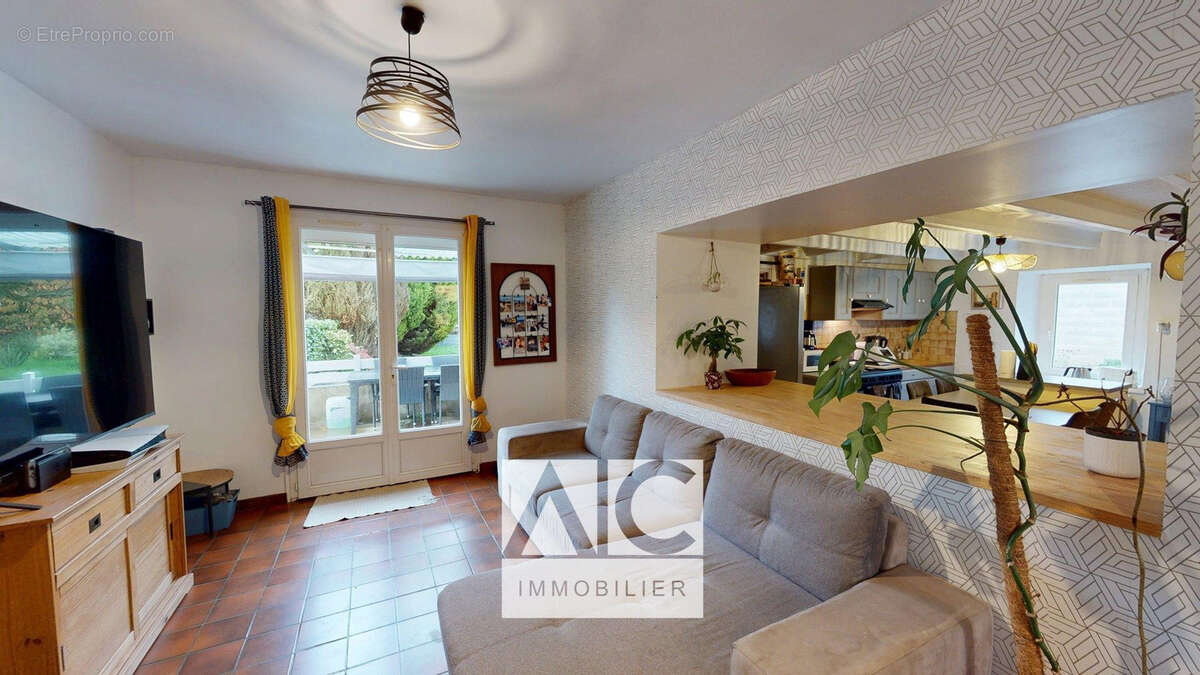 Maison à CHATELAUDREN