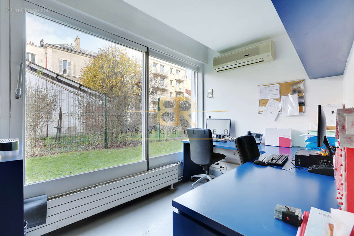 Commerce à CHARENTON-LE-PONT