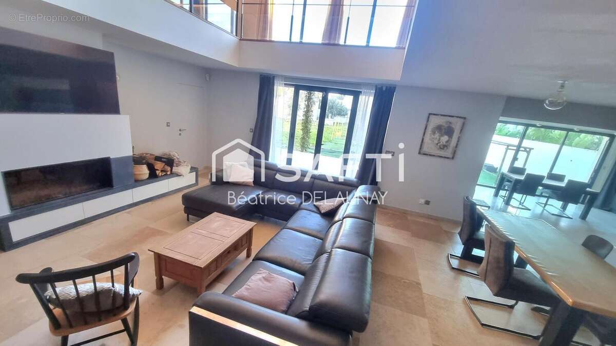 Photo 5 - Maison à SAINT-LAURENT-D'AIGOUZE