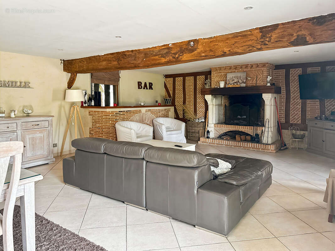 Maison à LIEUREY