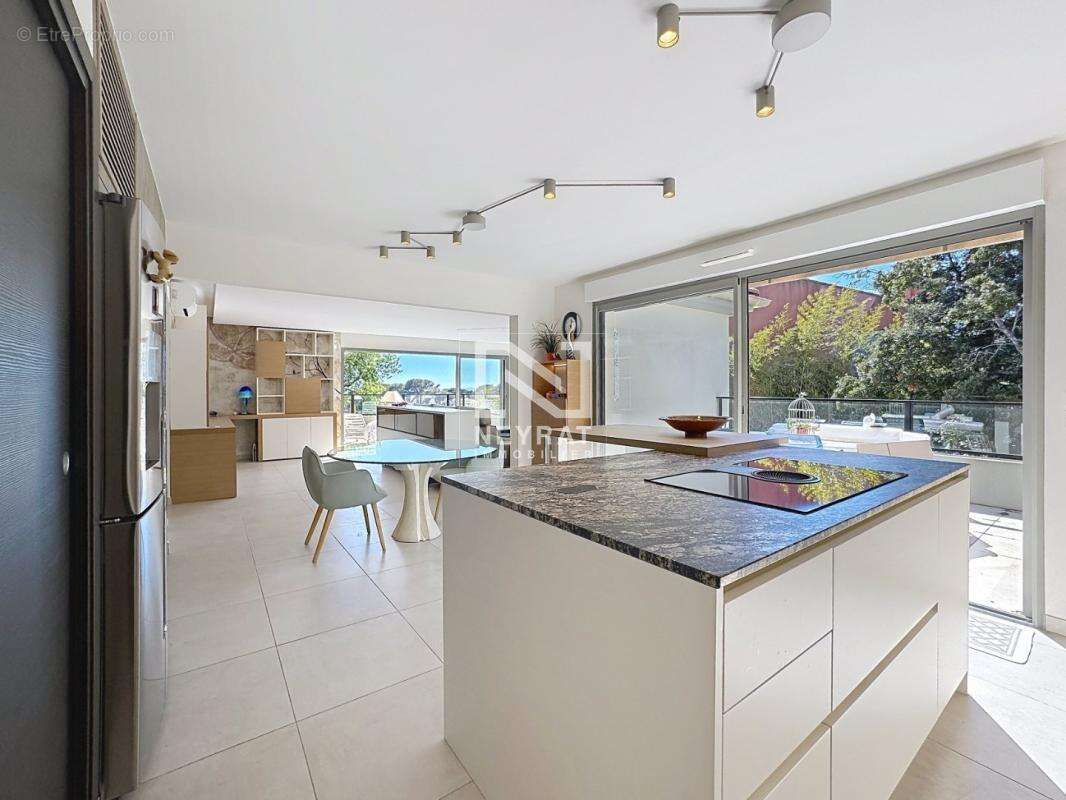 Appartement à SAINT-RAPHAEL
