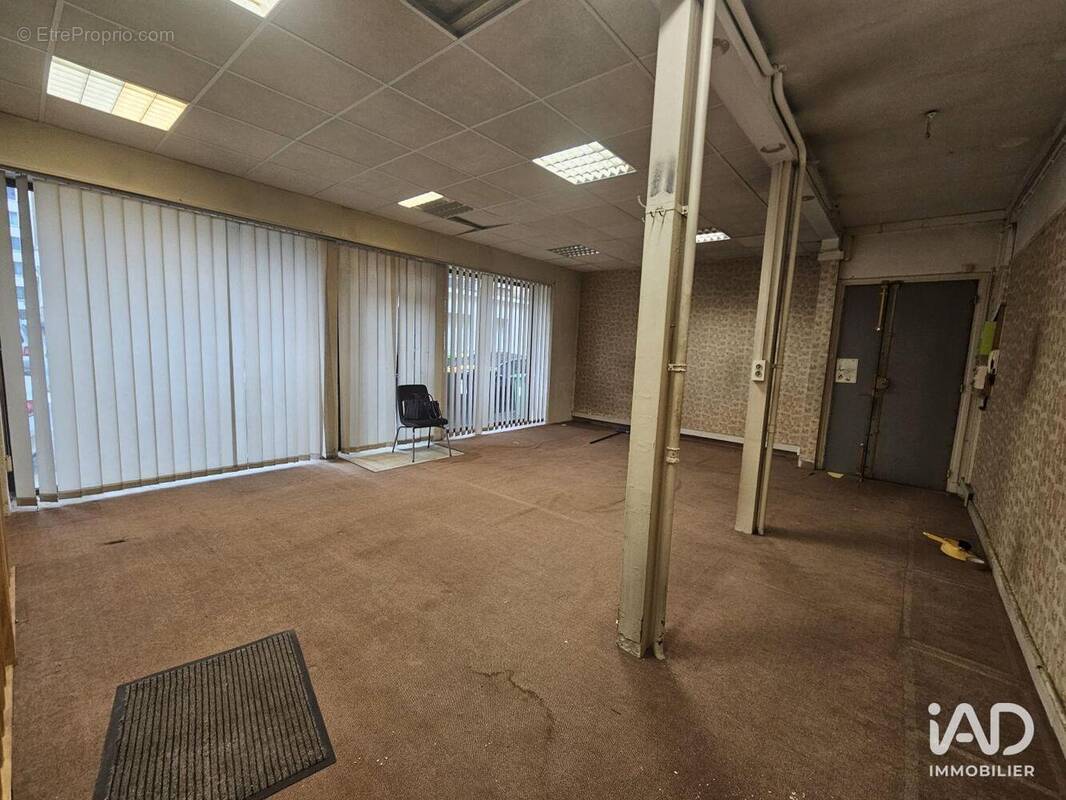 Photo 1 - Commerce à ASNIERES-SUR-SEINE