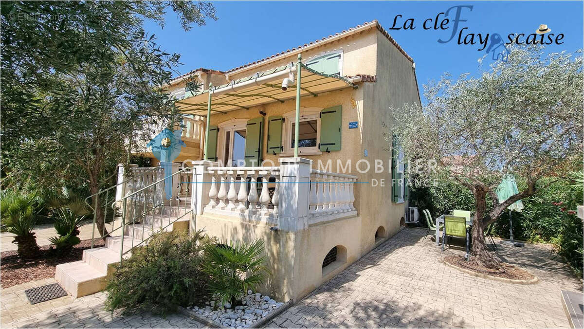 VAR (83) - À VENDRE - VIDAUBAN - Villa 3 chambres dans un domaine hôtelier sécurisé - photo 15