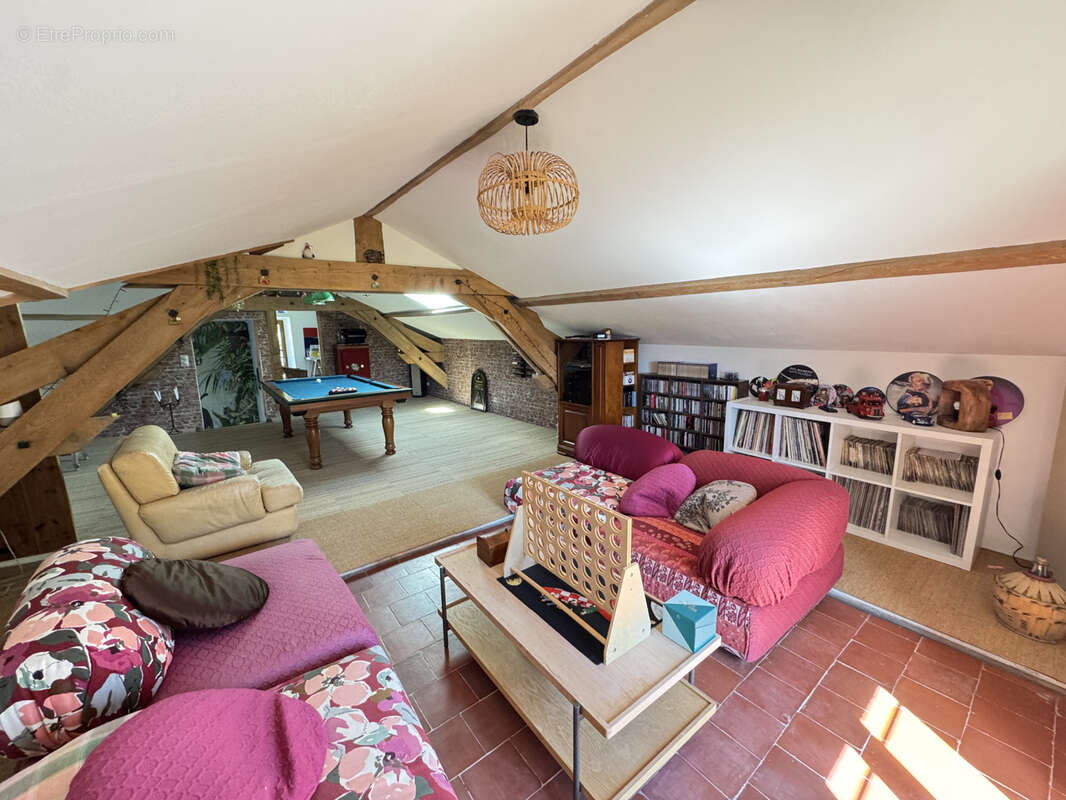 Maison à LA MOTTE-DU-CAIRE