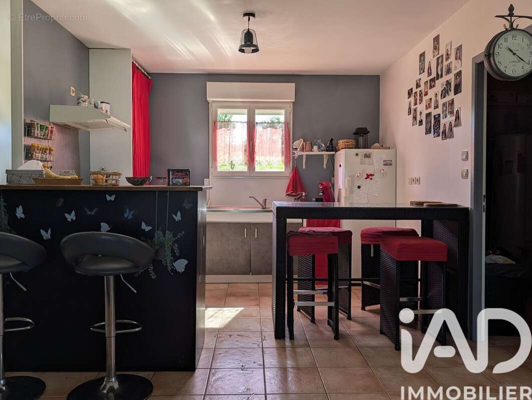 Photo 5 - Maison à GALAPIAN