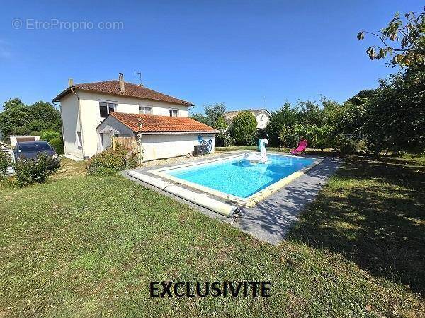 Maison à SAINT-AIGULIN