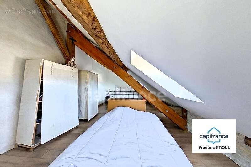 Maison à IS-SUR-TILLE