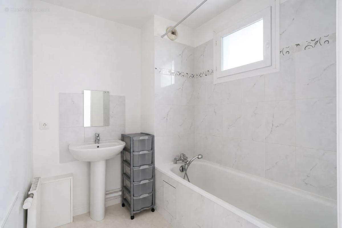 Appartement à STAINS