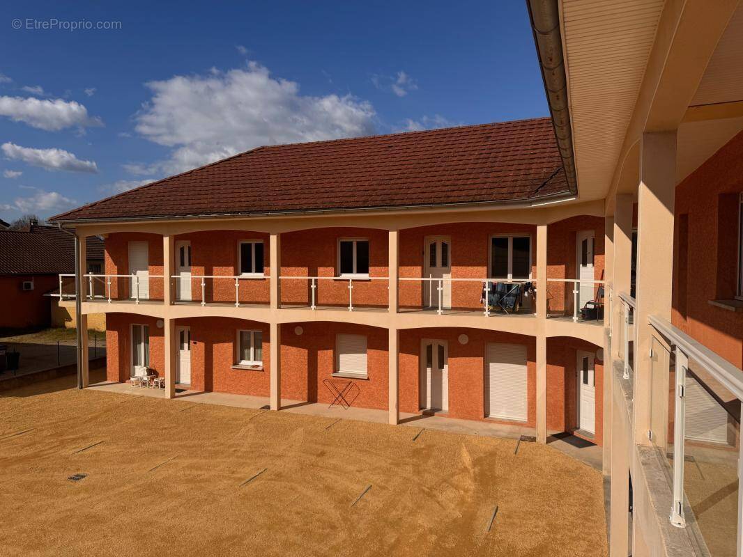 Appartement à MORESTEL