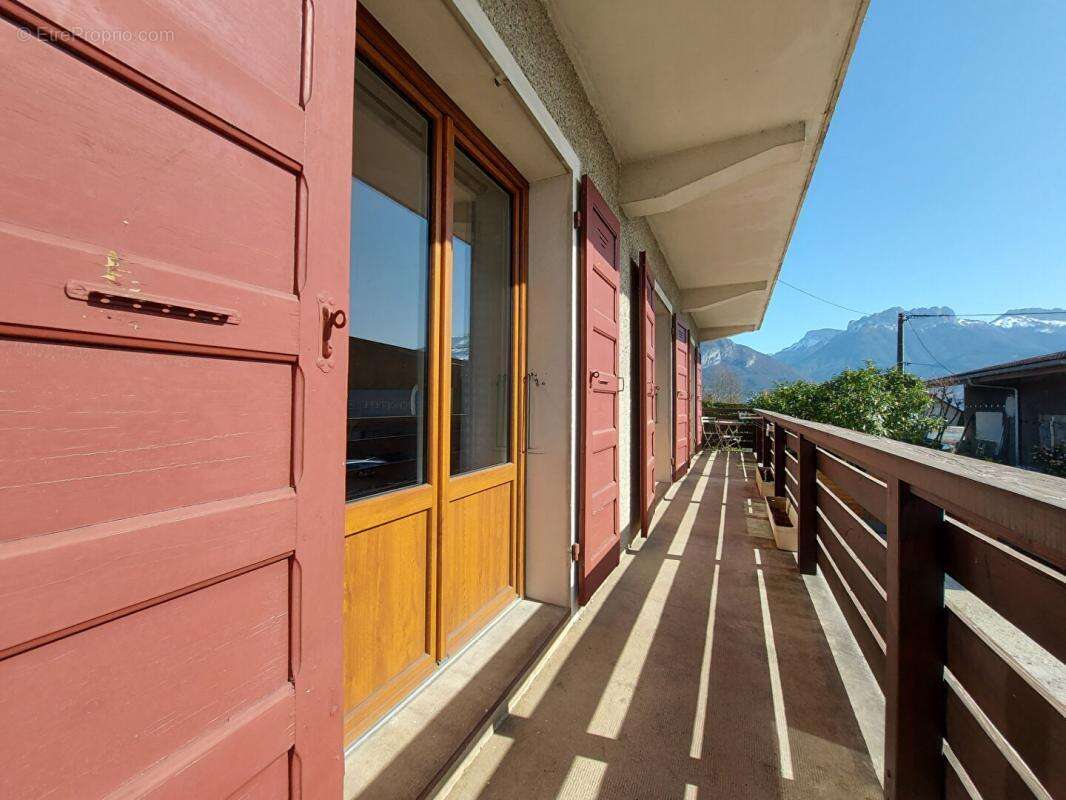 Appartement à SEVRIER