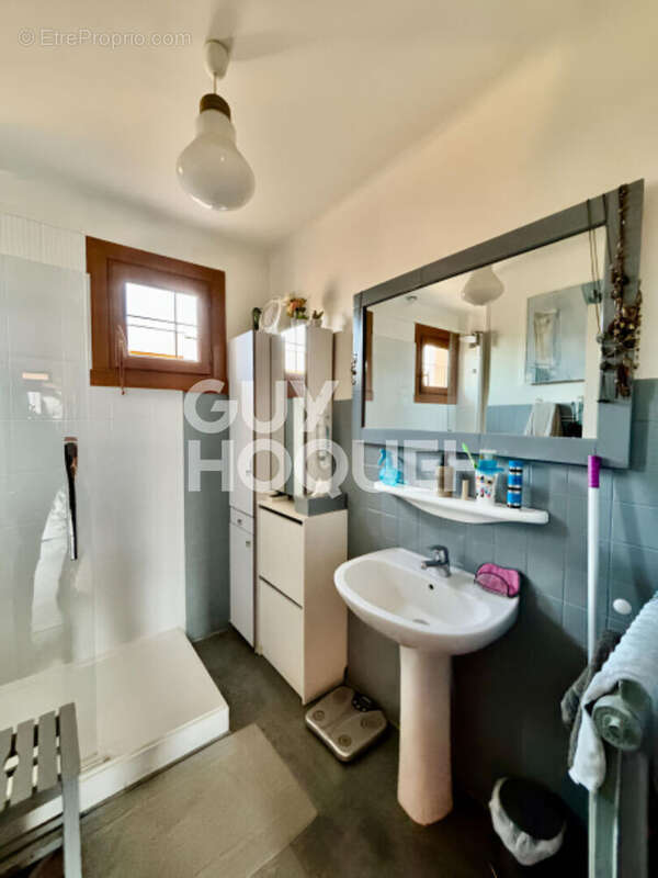 Maison à VAULX-EN-VELIN