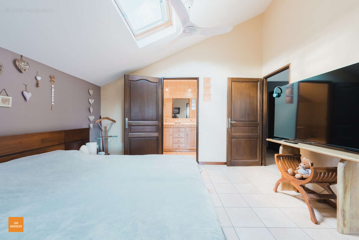 Maison à PETITE-ILE