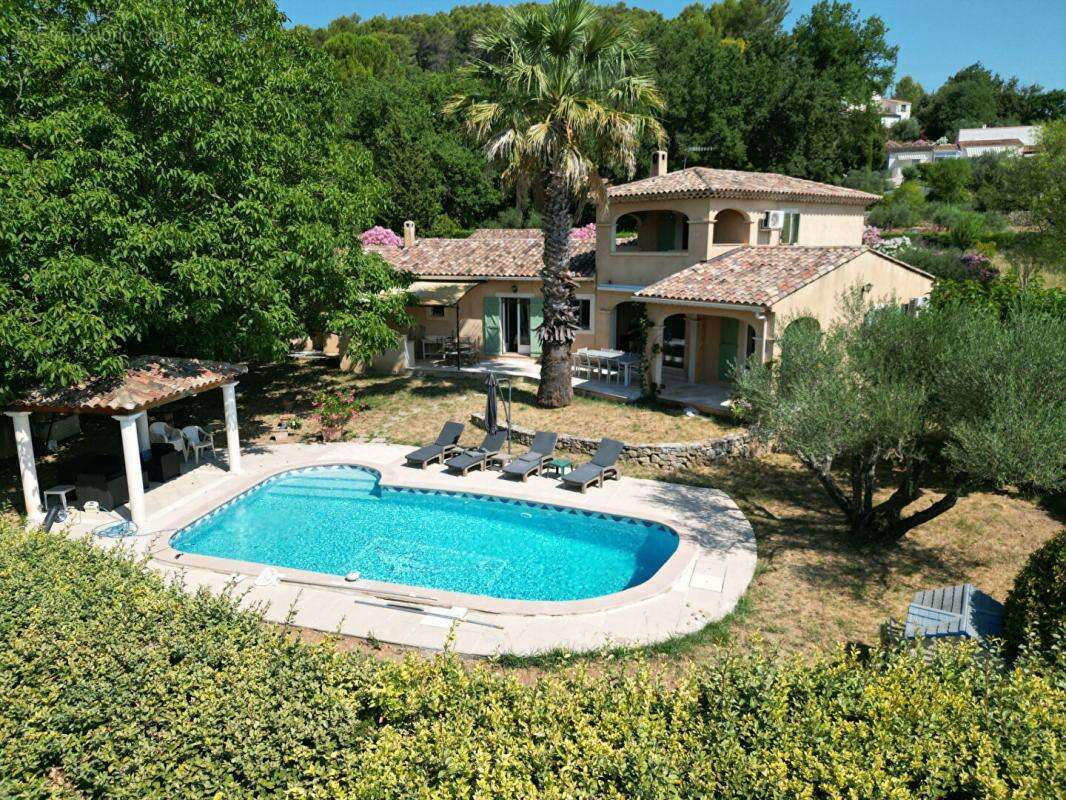 Villa Lorgues 6 pièces 162 m2 - photo 2