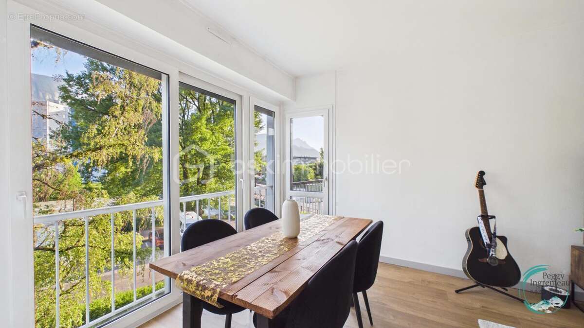 Appartement à CLUSES