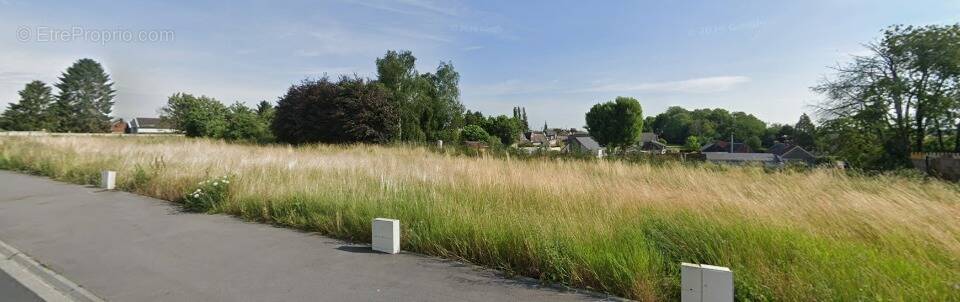 Terrain à FONTAINE-AU-PIRE