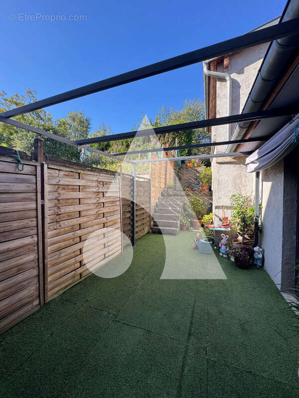 Maison à VOUTHON-BAS