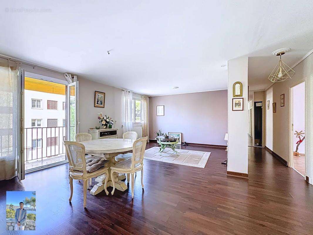 Appartement à VILLEFRANCHE-SUR-MER