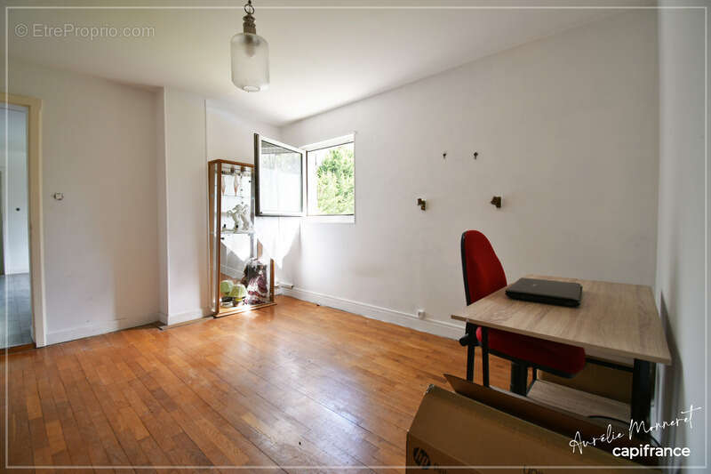 Maison à EPINEUIL-LE-FLEURIEL