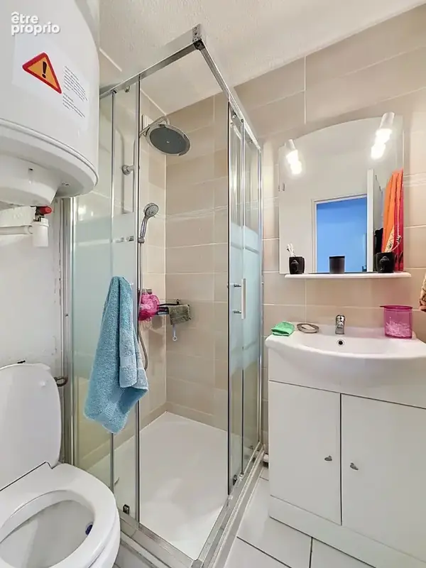 Appartement avec chambre et vue dégagée à proximité de la plage - photo 7
