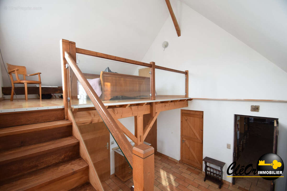 Maison 79 m² à Charette-Varennes  - photo 9