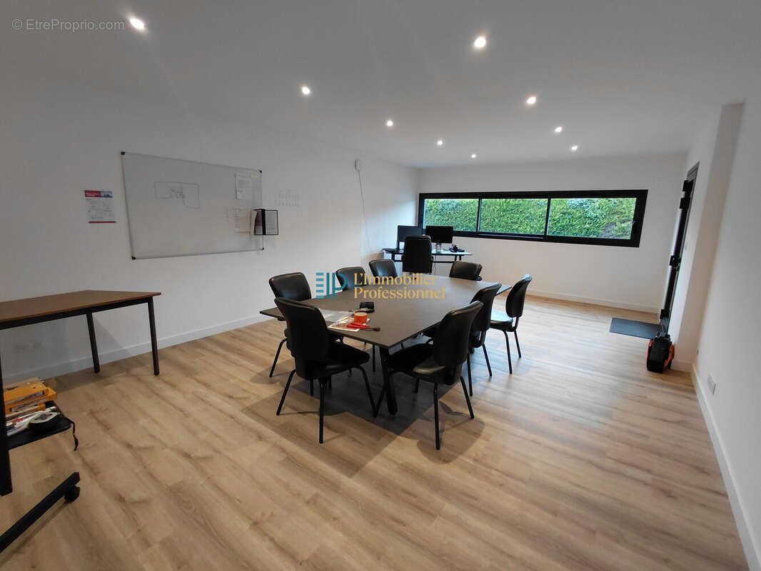 Commerce à ERGUE-GABERIC