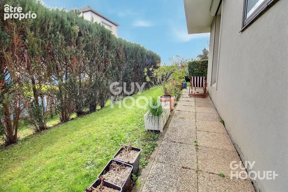 Appartement Chaville 3 pièces   en rez de jardin  de 88.84 m2 - photo 3