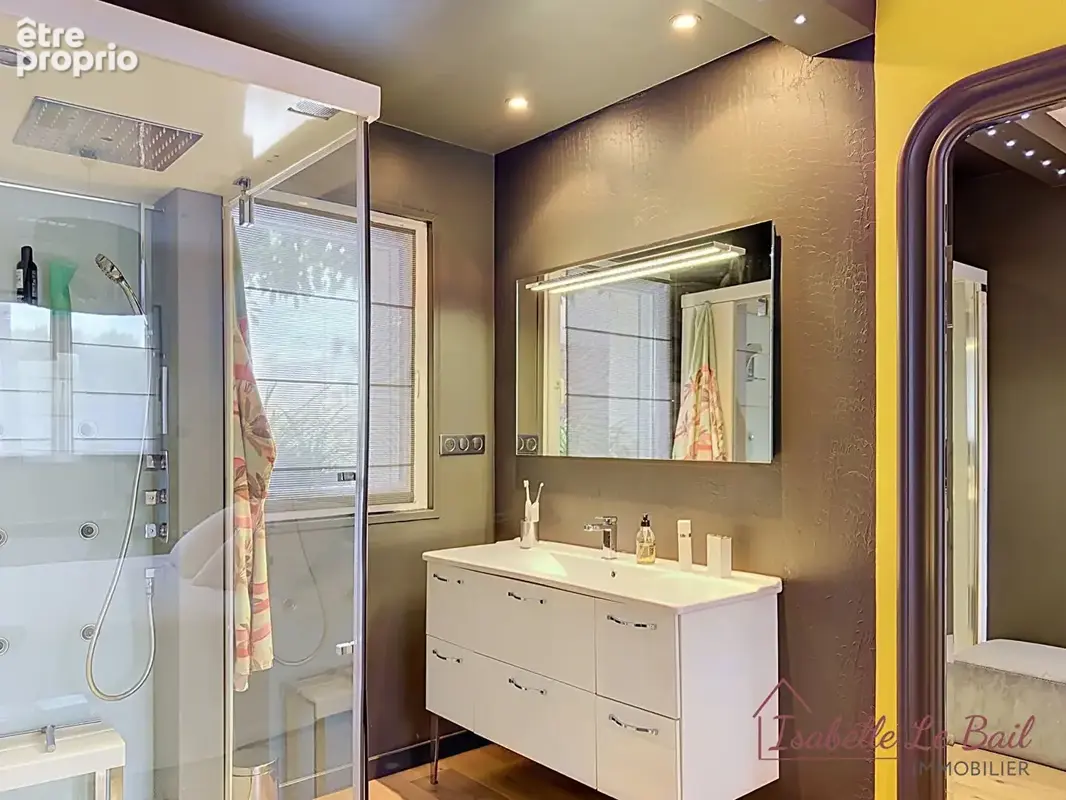 Bruz - maison entierement renovee -210 m² - piscine - vue golf - dpe b - photo 5