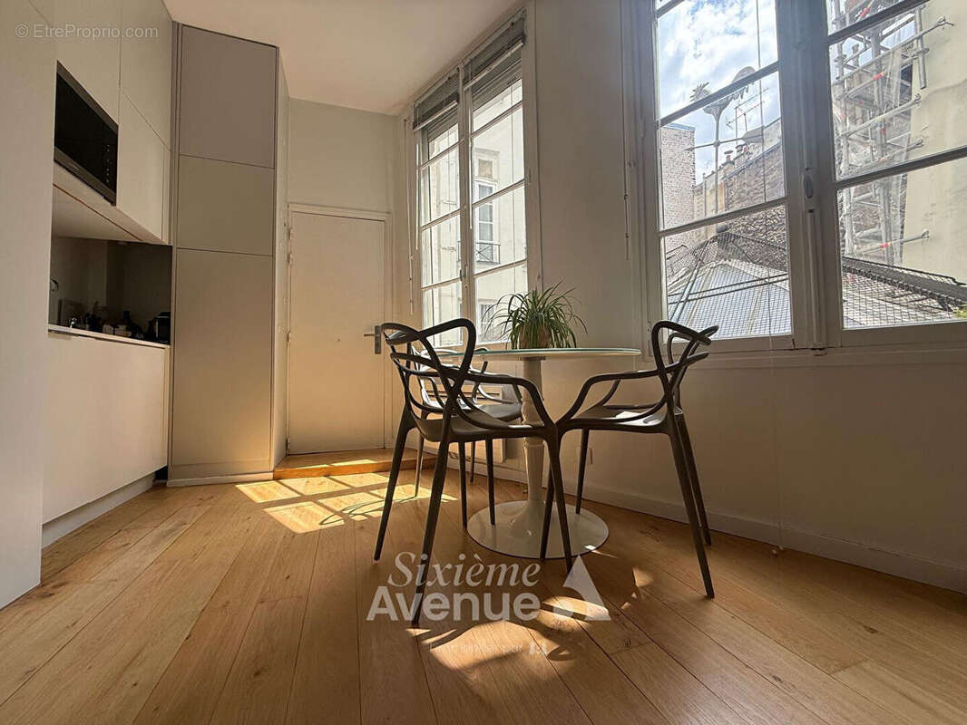 Appartement à PARIS-4E